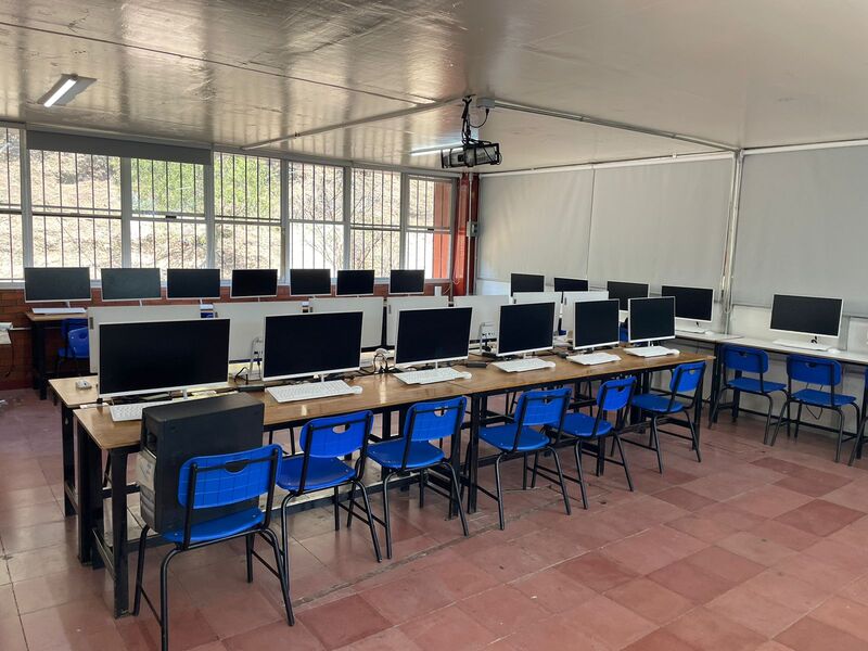 Laboratorios de Cómputo